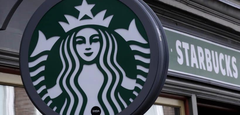 Arizona Police Officers Claim They Were Asked To Leave Starbucks; Starbucks Later Issues Apology